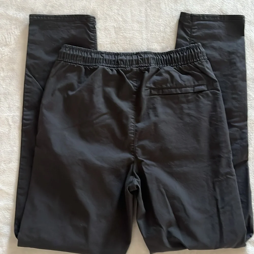 Boys Old Navy Tech Taper Flex Black Pants- Size XL (14-16)
